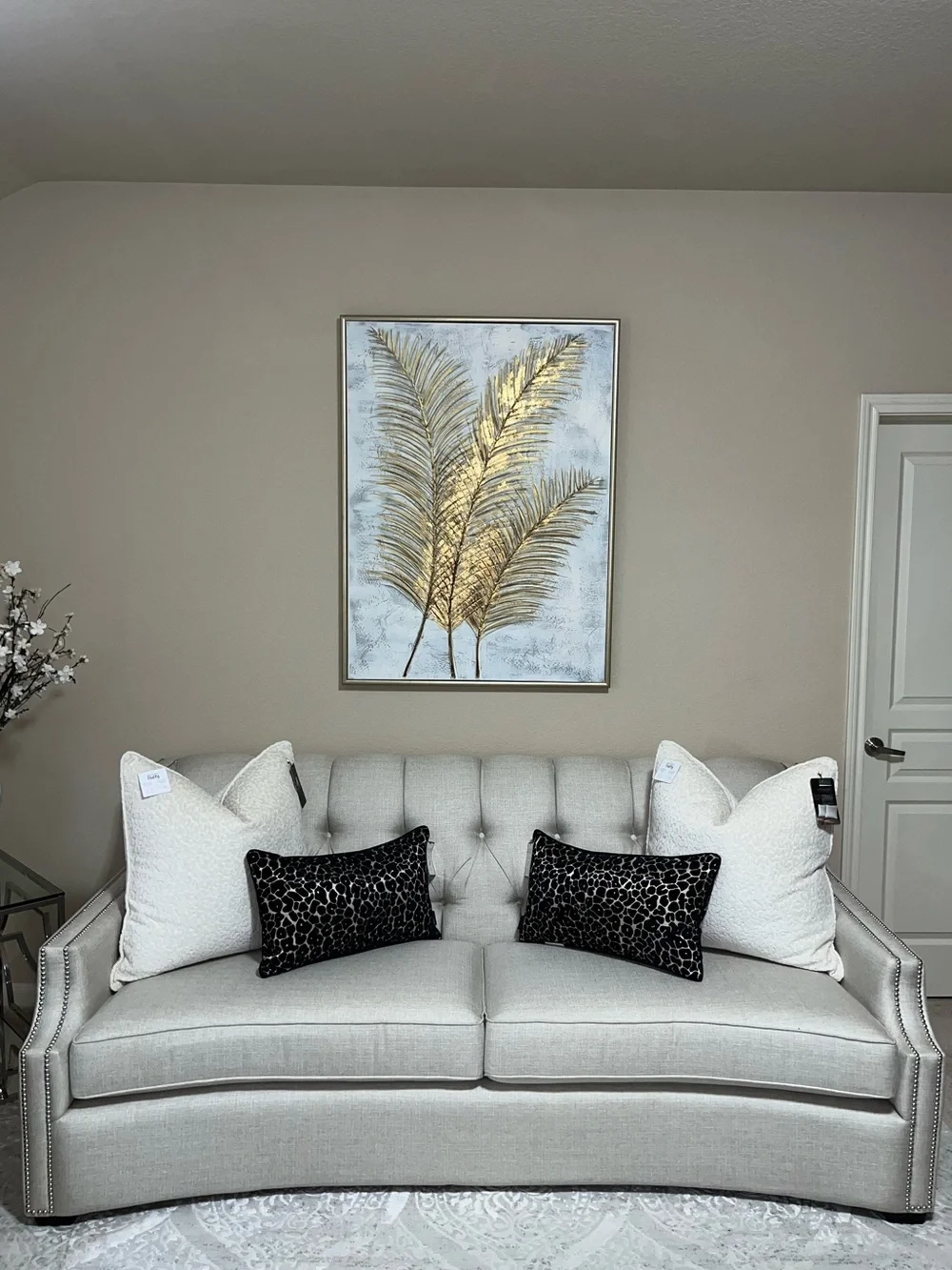2-NWT CASA DECOR CUT VELVET LEOPARD DESIGN DECORATIVE PILLOWS